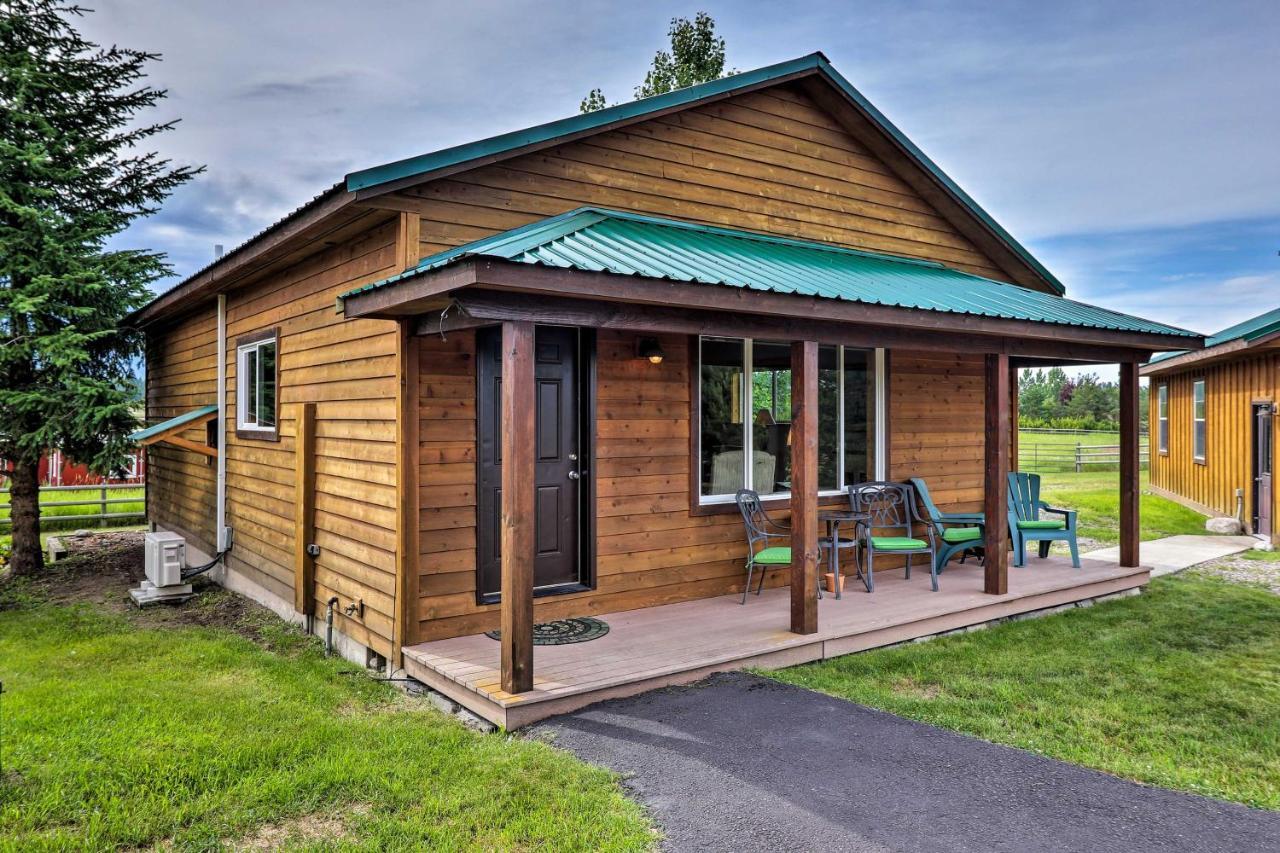 Вилла Cabin With Porch And View About 19 Mi To West Glacier Колумбия-Фолс Экстерьер фото